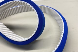 ウレタンタイミングベルト